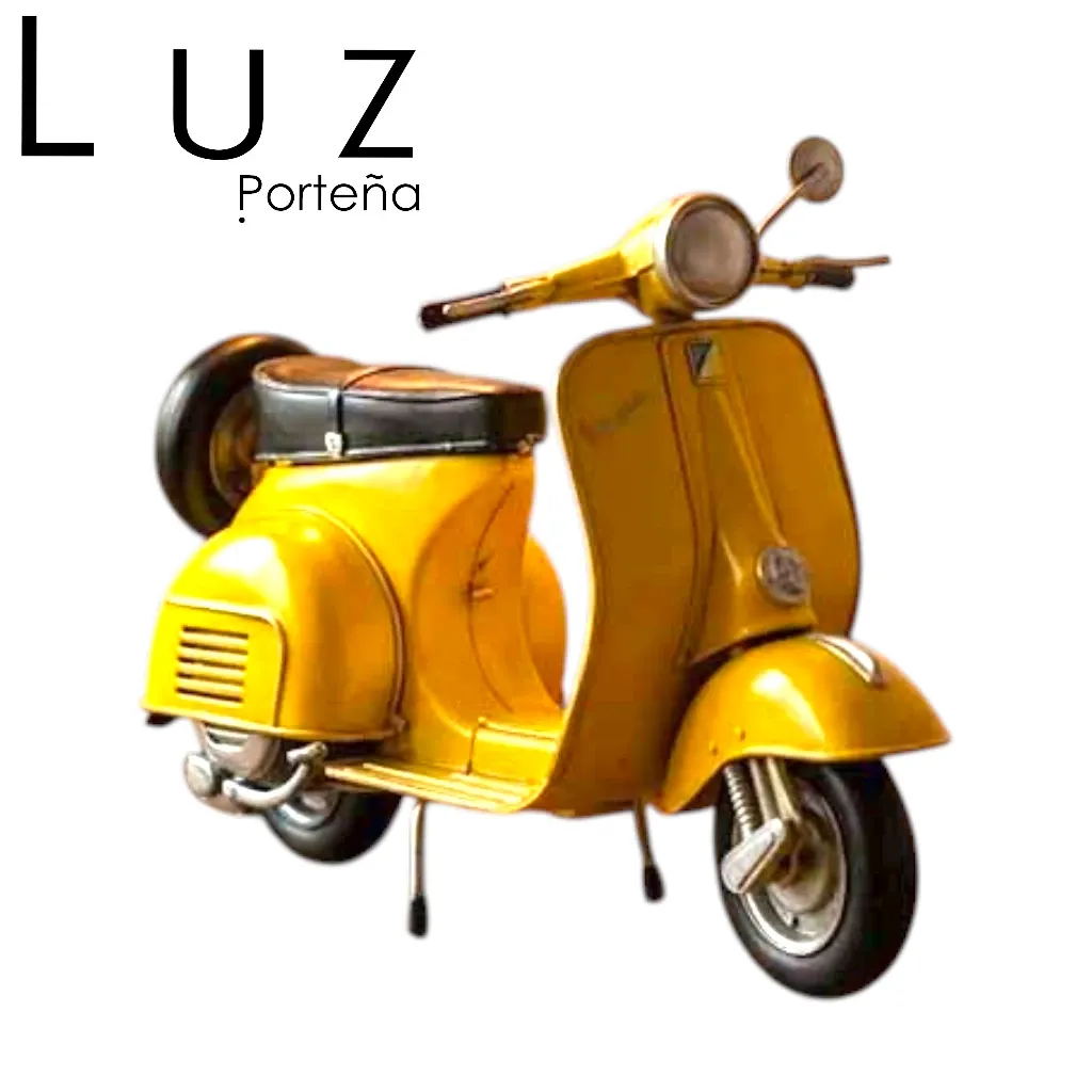 moto-Photoroom (2).webp