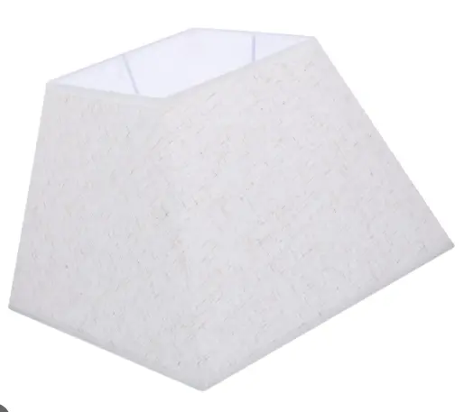 Fabricación de Pantalla 30-50-35 base cuadrada con lira en la parte superior de lienzo  